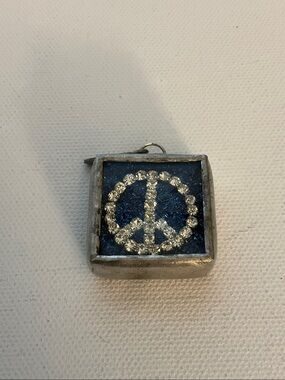 Jewel Kade Peacock Pendant in Blue and Green